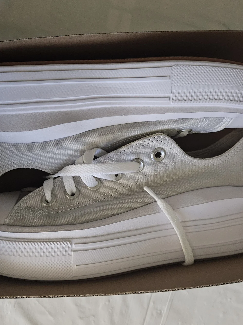 Converse Chuck Taylor All Star Move Platform White Low Top Women US 7.5 New